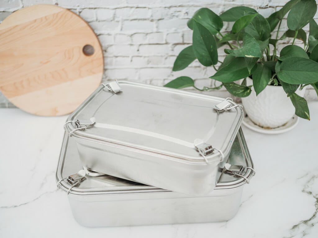 https://ex9gmccx2pn.exactdn.com/wp-content/uploads/2023/01/life-without-plastic-large-stainless-steel-rectangular-storage-containers.jpg?strip=all&lossy=1&ssl=1
