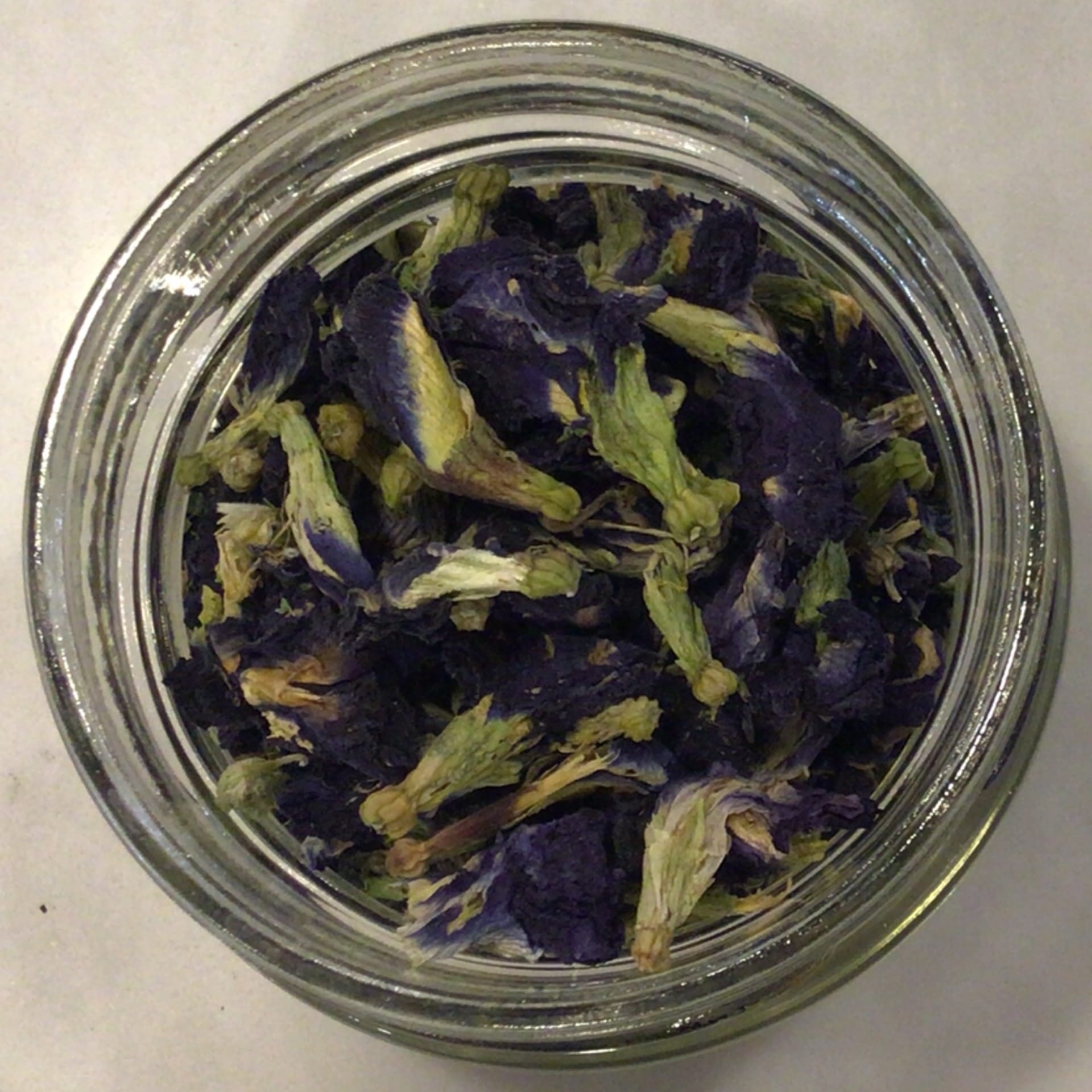 whole butterfly pea flowers dried 320 oz